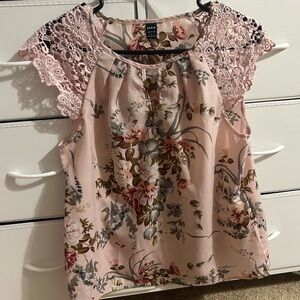 Short Sleeve Floral Blouse